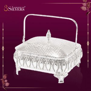 Basket With Cover (Large)